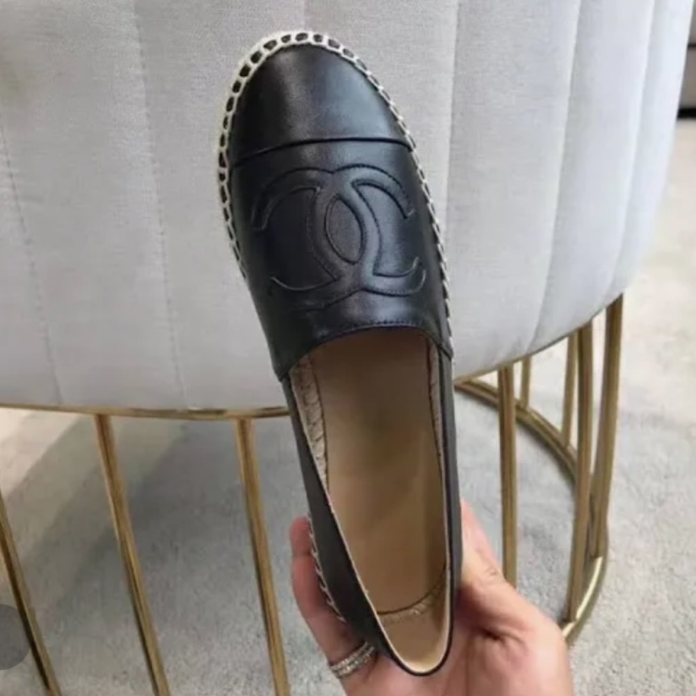 Chanel Women Espadrilles In Lambskin Leather-black - Picture 8 of 9